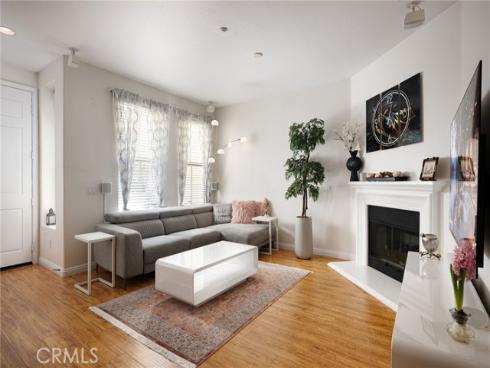 189  Groveland  , Irvine, CA