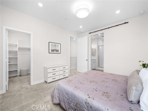 218  Keeper  , Irvine, CA