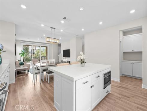 218  Keeper  , Irvine, CA