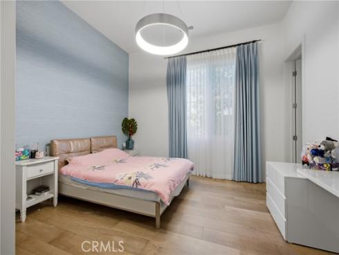 51  Hartman  , Irvine, CA