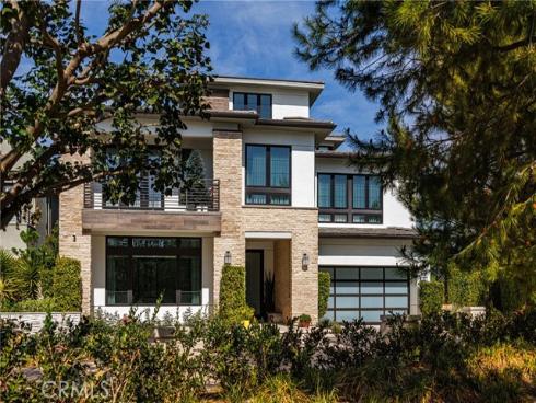 51  Hartman  , Irvine, CA