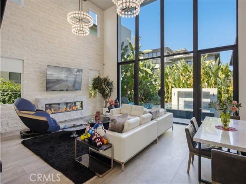 51  Hartman  , Irvine, CA