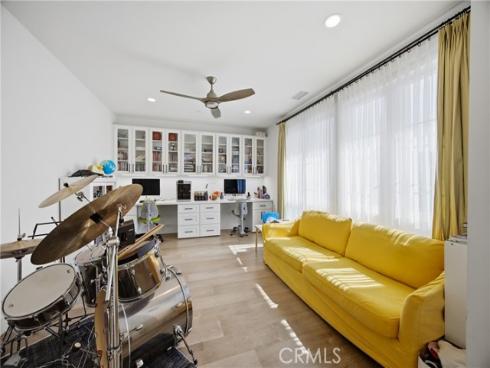 51  Hartman  , Irvine, CA