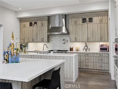 51  Hartman  , Irvine, CA