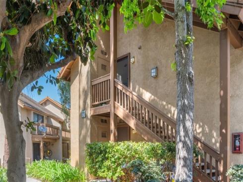 89  Lemon Grove  , Irvine, CA