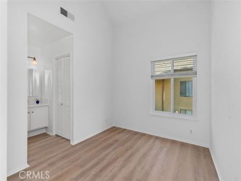 89  Lemon Grove  , Irvine, CA