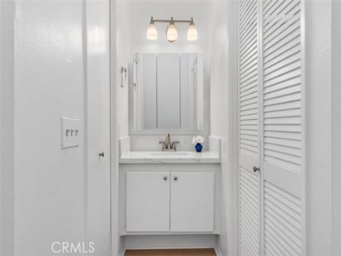 89  Lemon Grove  , Irvine, CA