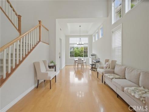 21  Wedgewood  , Irvine, CA