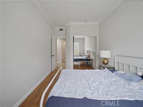 21  Wedgewood  , Irvine, CA