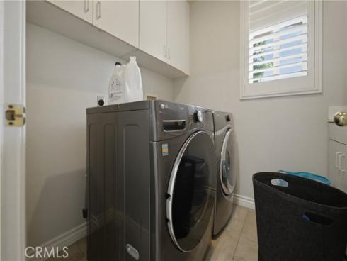 21  Wedgewood  , Irvine, CA