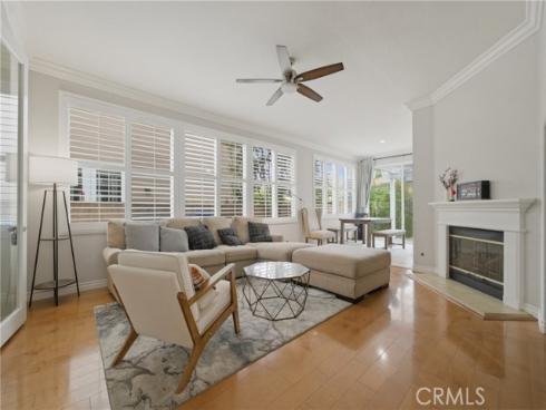 21  Wedgewood  , Irvine, CA