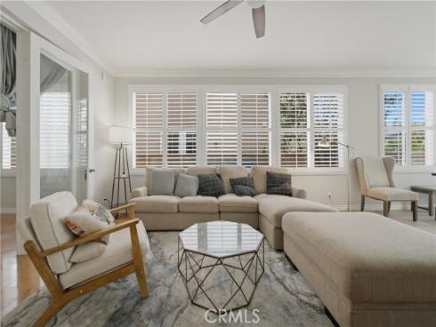 21  Wedgewood  , Irvine, CA