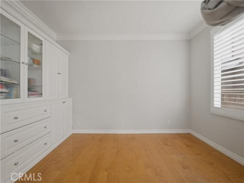 21  Wedgewood  , Irvine, CA