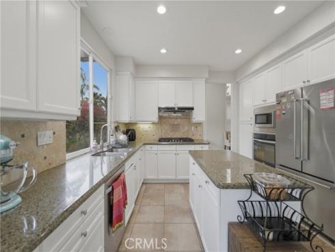 21  Wedgewood  , Irvine, CA