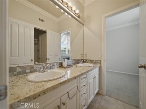 21  Wedgewood  , Irvine, CA