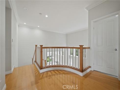 21  Wedgewood  , Irvine, CA