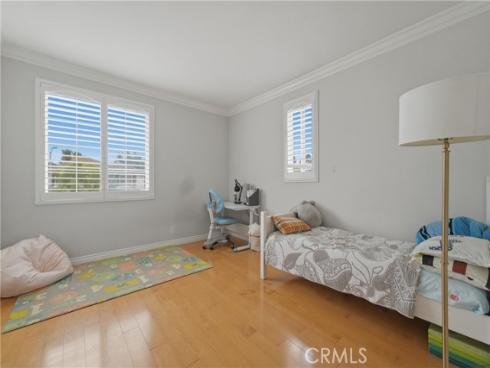 21  Wedgewood  , Irvine, CA