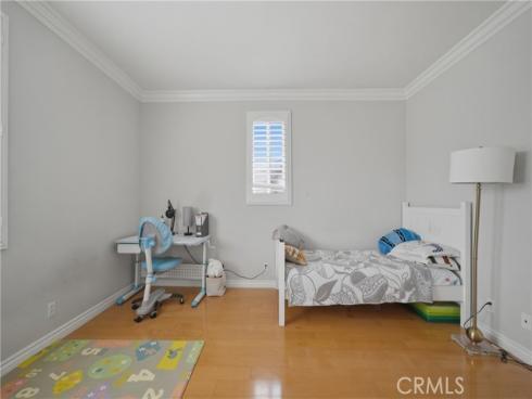 21  Wedgewood  , Irvine, CA