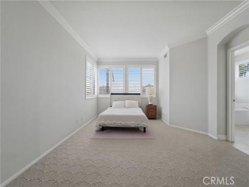 21  Wedgewood  , Irvine, CA