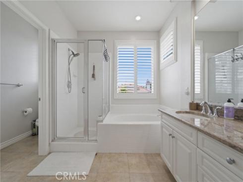 21  Wedgewood  , Irvine, CA