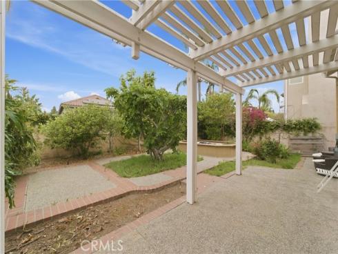 21  Wedgewood  , Irvine, CA