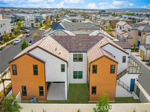 100  Draw  , Irvine, CA