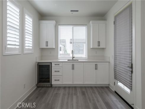 100  Draw  , Irvine, CA