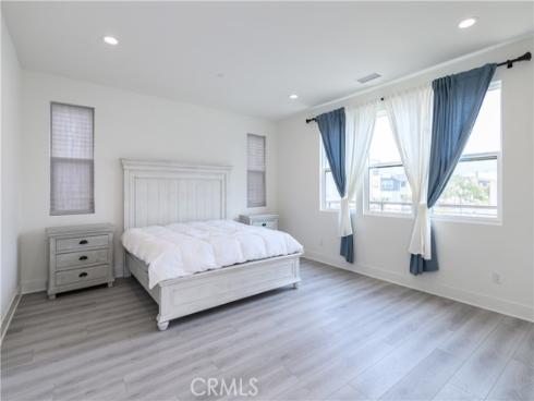 100  Draw  , Irvine, CA