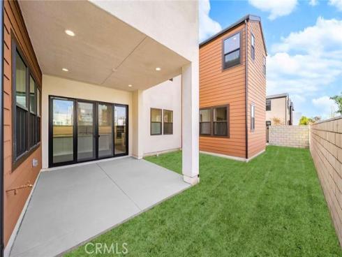 100  Draw  , Irvine, CA