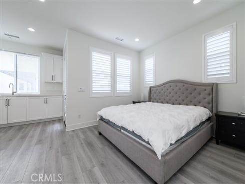 100  Draw  , Irvine, CA