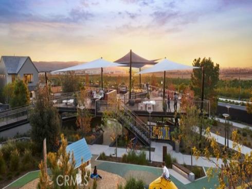 100  Draw  , Irvine, CA