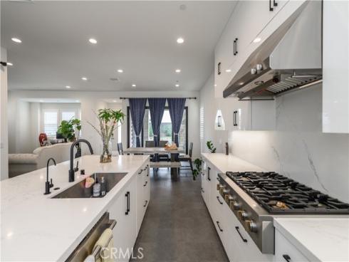 100  Draw  , Irvine, CA