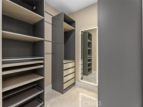 64  Mann  , Irvine, CA