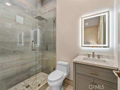 64  Mann  , Irvine, CA