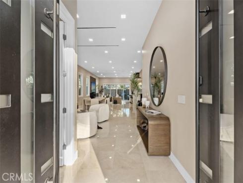 64  Mann  , Irvine, CA