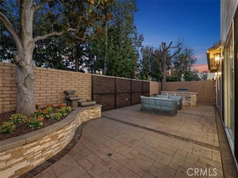 64  Mann  , Irvine, CA