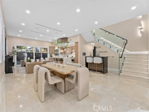 64  Mann  , Irvine, CA