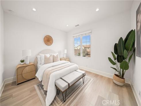 111  Donati  , Irvine, CA