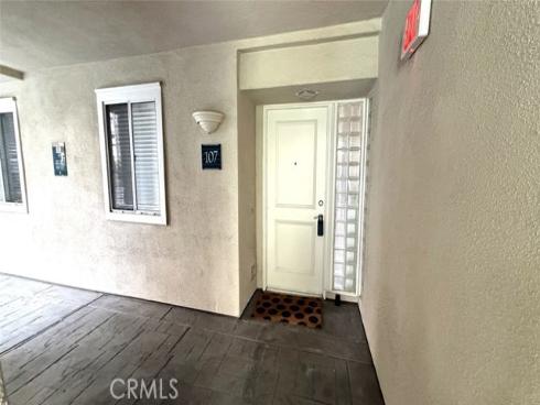 2253  Martin  107 , Irvine, CA