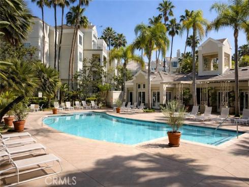 2253  Martin  107 , Irvine, CA