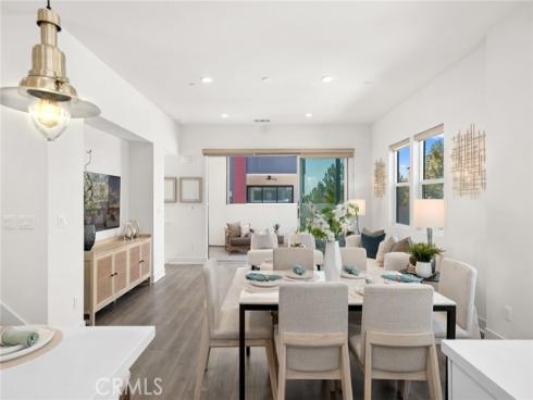 375  Novel  , Irvine, CA