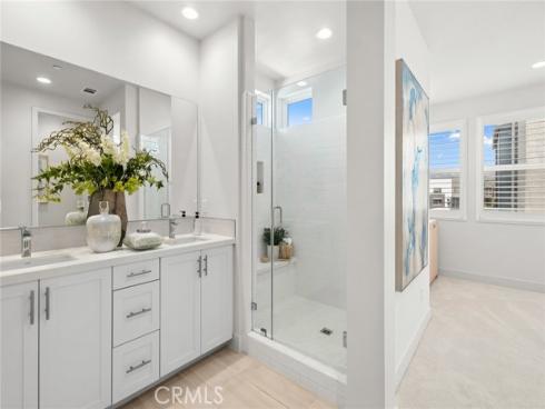 375  Novel  , Irvine, CA