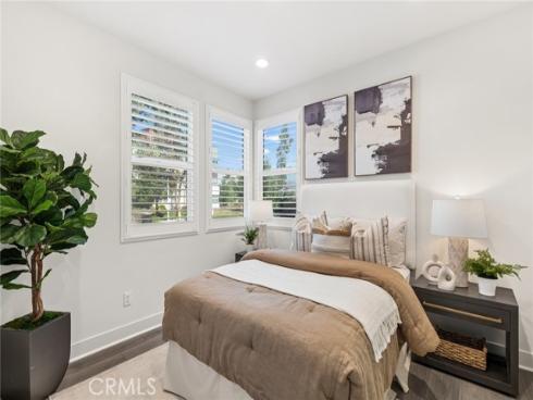 375  Novel  , Irvine, CA