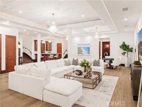 51  Echo  , Irvine, CA