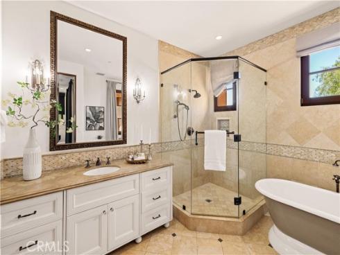 51  Echo  , Irvine, CA