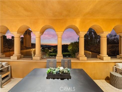 51  Echo  , Irvine, CA