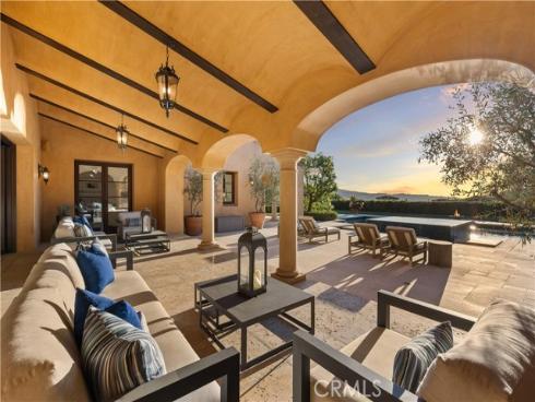 51  Echo  , Irvine, CA