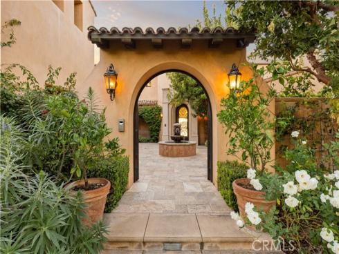 51  Echo  , Irvine, CA