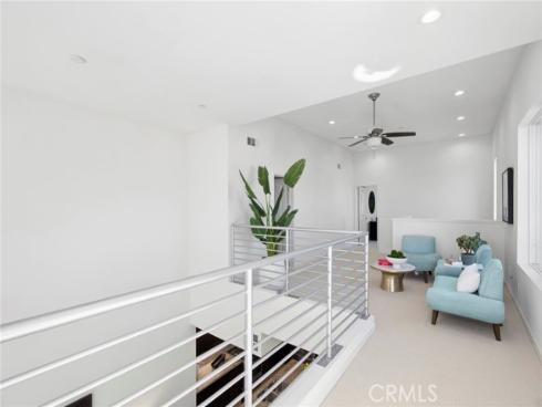 555  Rockefeller  , Irvine, CA