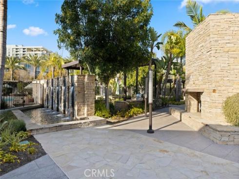 555  Rockefeller  , Irvine, CA